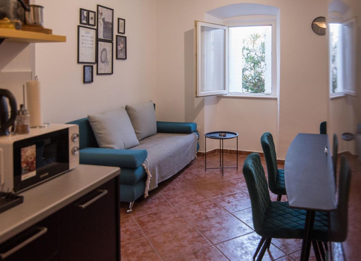 Apartmani Stones Sutivan I Exterior foto